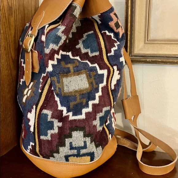 Hand made vintage one of a kind Ecuador Kilim style carpet bag - Picture 14 of 16